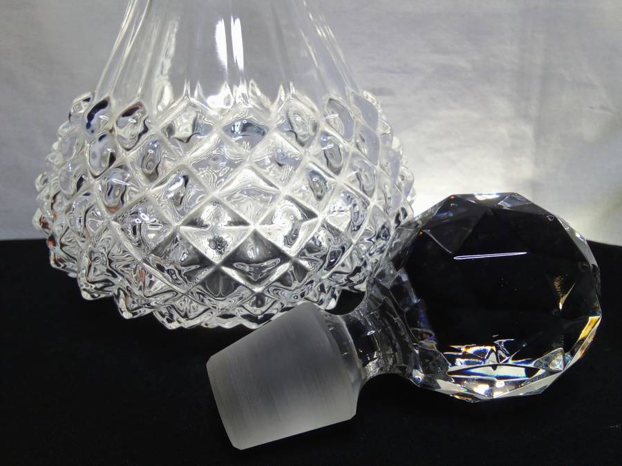 Stunning Crystal Decanter