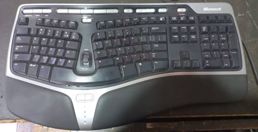 Microsoft Natrul Ergonomic Keyboard