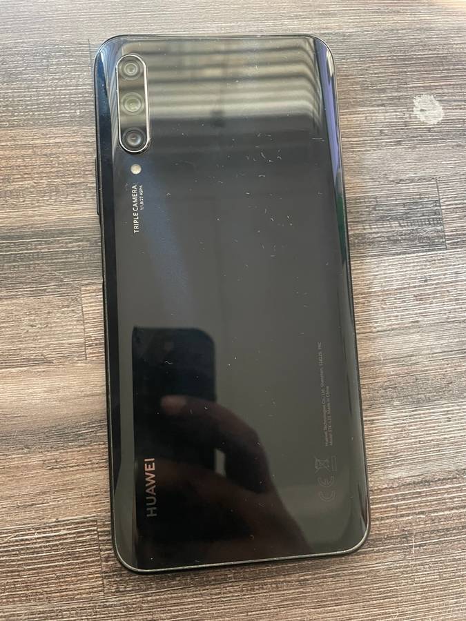 Huawei Y9 Prime Black Phone - LCD Cracked.