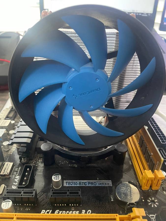 Biostar TB250 BTC pro with cpu, CPU -  Intel Core i5-6500 3.20GHz Quad-Core and 8GB Ram