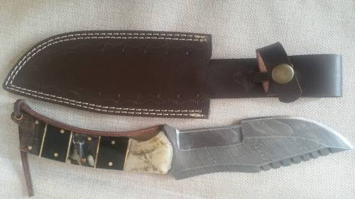 Custom Handcrafted Damascus Steel Tracker Knife