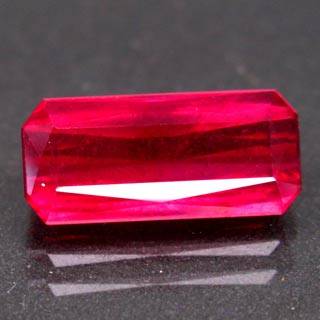 ENCHANTING 3.64 cts BLOOD RED MADAGASCAN RUBY  !!