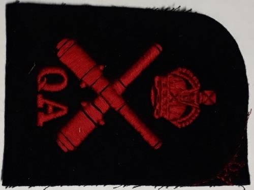 SA Navy pre 1957 mustering badge Gunner (Quarters)  (K/C)