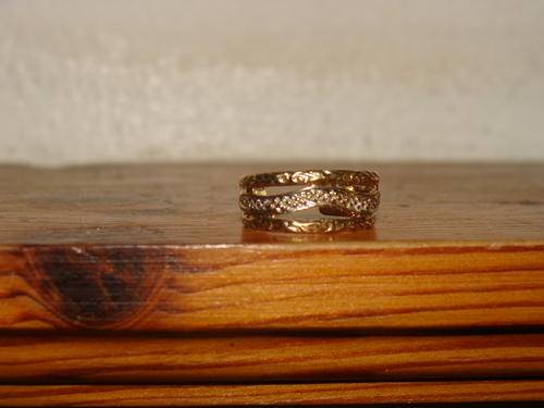 9ct GOLD TOE RING - AS PIC