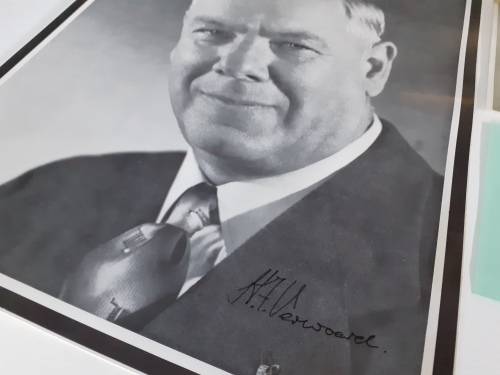 Autograph Collection, Mandela, Verwoerd, Freddie Mills, Evelyn Martin etc.