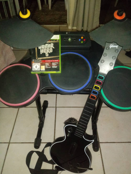 Xbox 360 Guitar hero