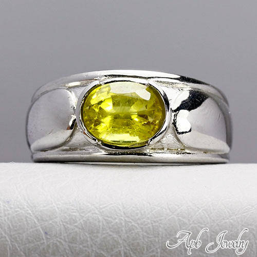 2.25ct Yellow Sapphire Set In White Gold plate 925 Sterling Silver Ring. Beautiful
