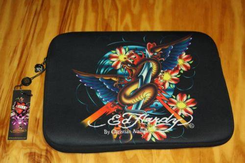 An AMAZING Original Ed Hardy 17" Ed Hardy Snake Bill Laptop Sleeve! Unused and in great condition!!!