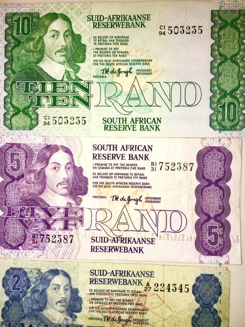 SET OF 4 X TW DE JONGH NOTES R10 R5 R2 R1 [1 BID TAKES ALL]