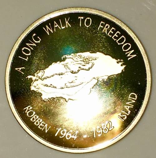 NELSON MANDELA LONG WALK TO FREEDOM 1964-1982 ROBBEN ISLAND MEDAL IN CAPSULE
