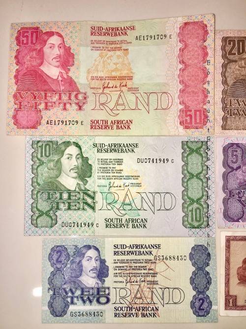 COMPLETE SET OF GPC DE KOCK & DECIMALS  R50 TO( R1 TW DE JONG 1975)-1980s HIGH GRA (1 BID TAKES ALL)