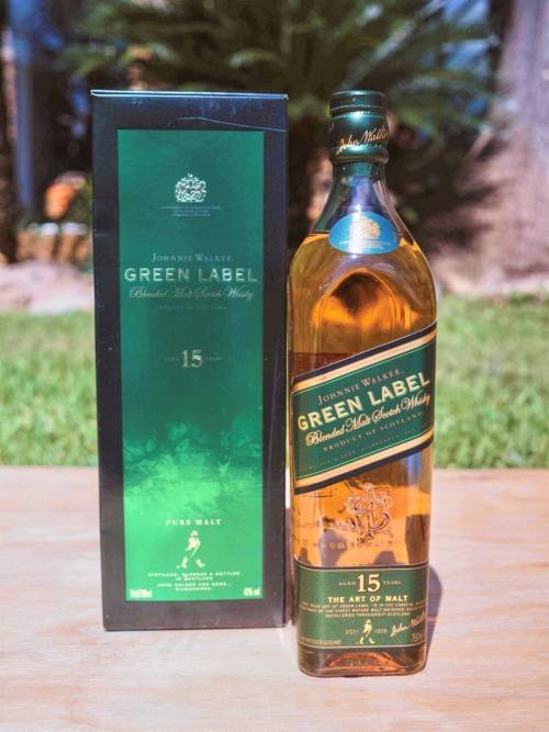 JOHNNY WALKER GREEN LABEL OLD TYPE SEALED & FULL ,VERY COLLECTABLE