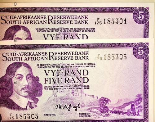 TW DE JONG,,,R5 IN SEQUENCE F175-185304 &305 UNC GEM 1967 FIRST ISSUE AFR/ENG (1 BID TAKES ALL)