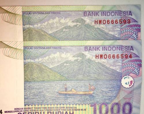 INDONESIA 1000 RUPIAH X2  IN SEQUENCE,,,2000(BID PER NOTE)