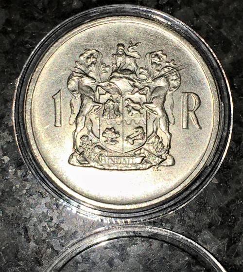 R S A  SILVER R1--1969 AFRIKAANS HIGHER GRADE-- 80% SILVER IN PERSPEX COIN CAPSULE