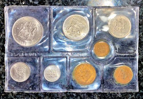 S A MINT UNCIRCULATED SET 1978 -- R1 TO 1/2 CENT - SEALED FROM SA MINT