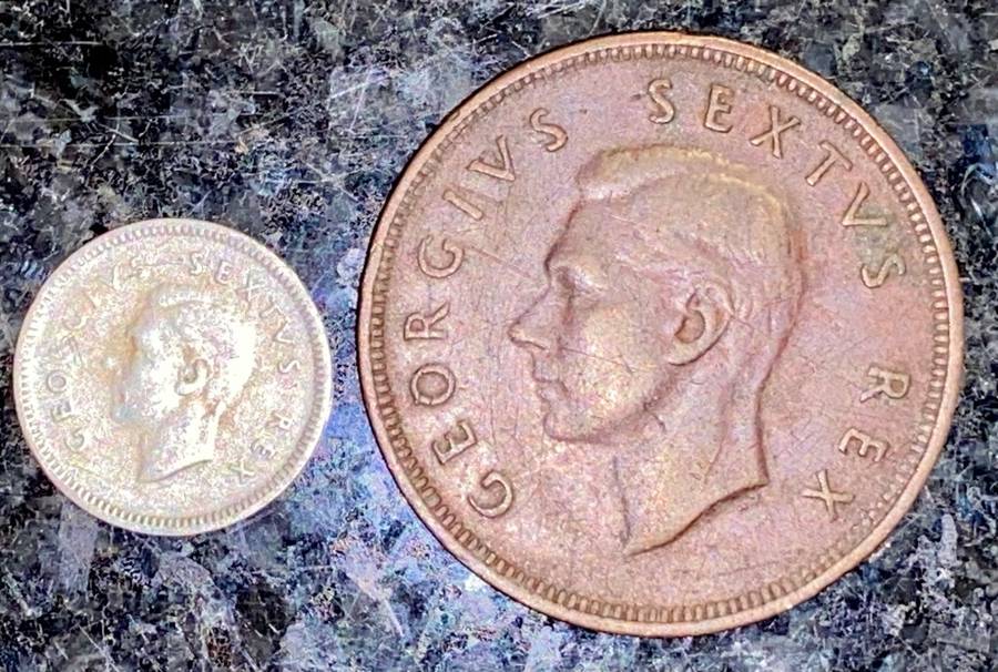 S A UNION SILVER SET 3D THREEPENCE & 1 PENNY 1949 SILVER 80% ( 1 BID TAKES ALL)