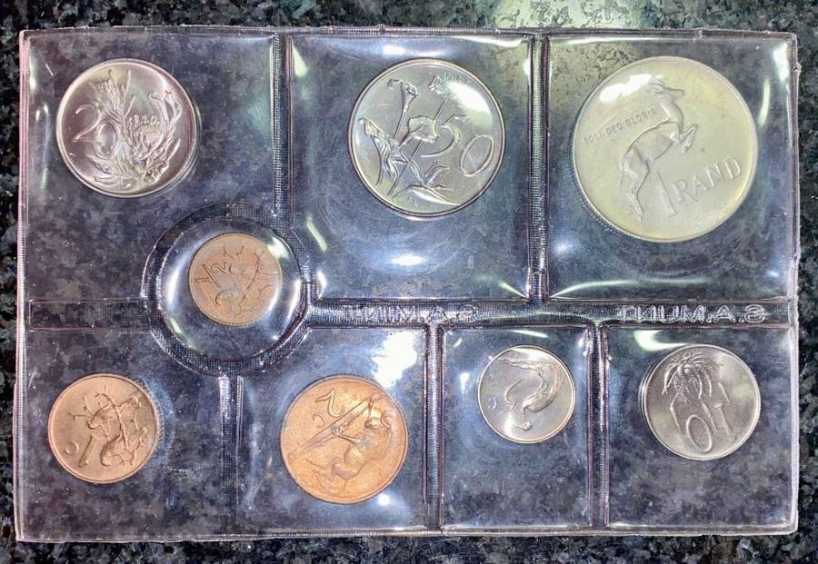 S A MINT UNCIRCULATED SET 1976 --SILVER R1 TO 1/2 CENT - SEALED FROM SA MINT