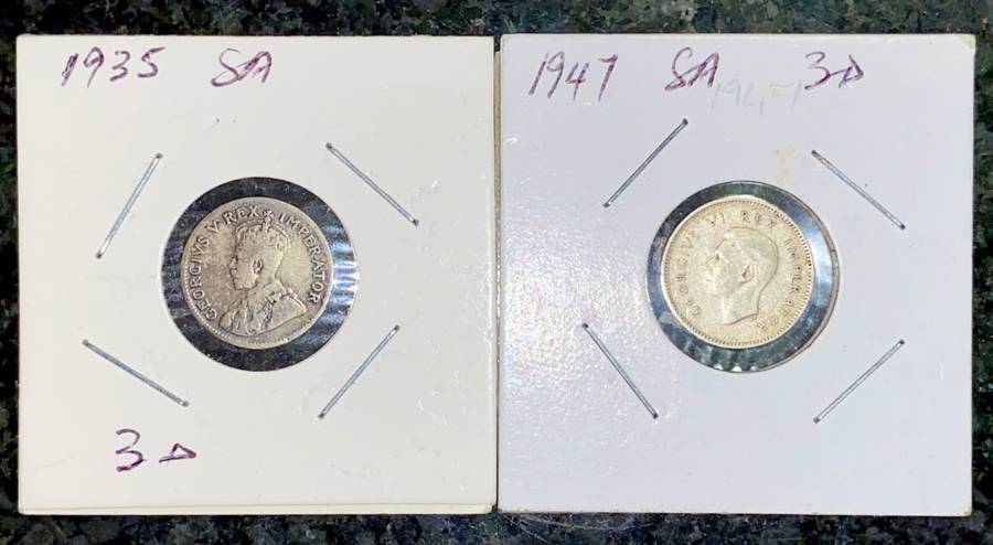 S A UNION SILVER SET 3D THREEPENCE 1935 & 1947 -- IN COIN FLIP 80% SILVER(1 BID TAKES ALL)