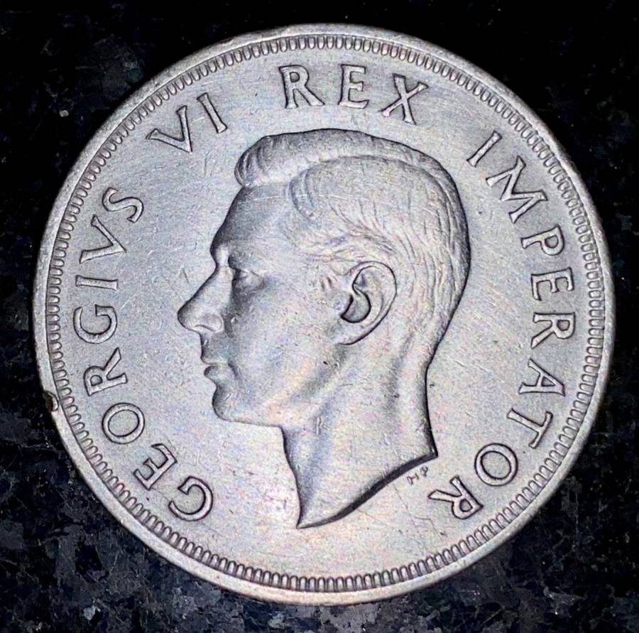 S A UNION SILVER 5 SHILLINGS 1947 GOOD CONDITION CROWN SILVER 80%