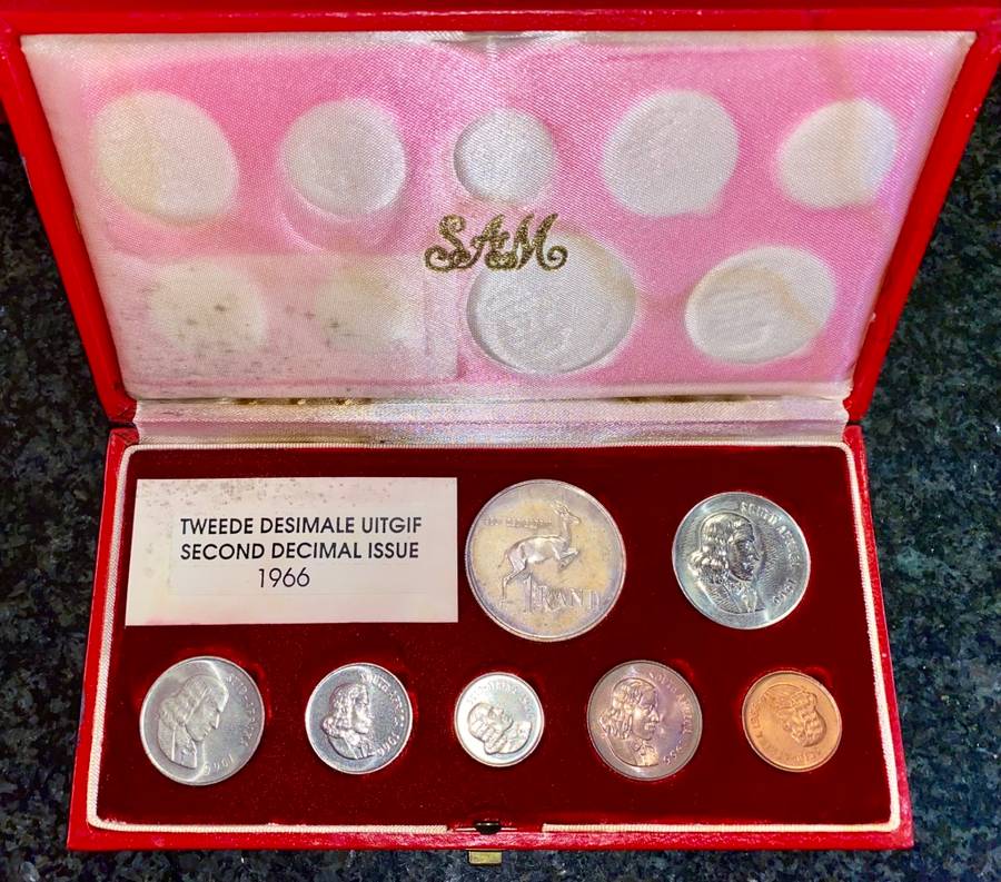 SOUTH AFRICA PROOF SET SILVER R1 TO 1 CENT -- 1966 AFRIKAANS -- IN RED SA MINT BOX