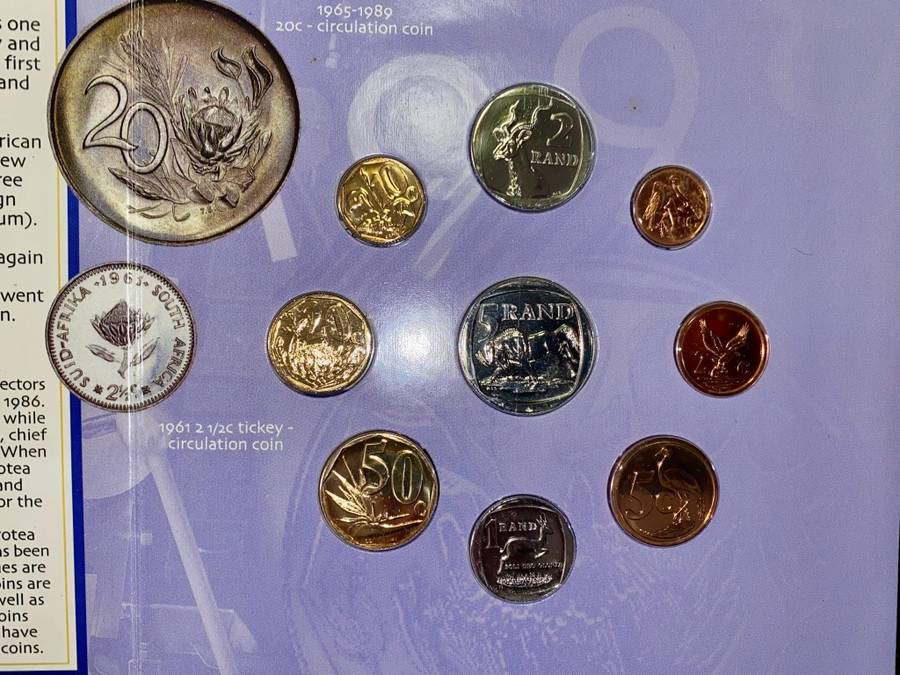 S A MINT UNCIRCULATED SET 1998 -- R5 TO 1 CENT - IN FOLDER COINS SEALED FROM SA MINT