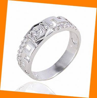 CHARMING CZ 18k WGP RING - SIZE : 9