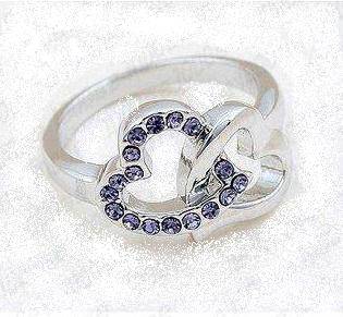 PRETTY 18K WGP PURPLE CRYSTAL HEART RING - SIZE: 6