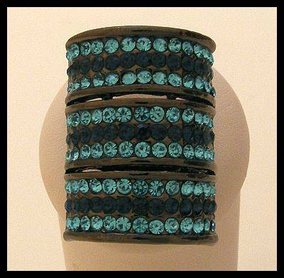 *R1* - STUNNING BLUE CRYSTAL COCKTAIL RING