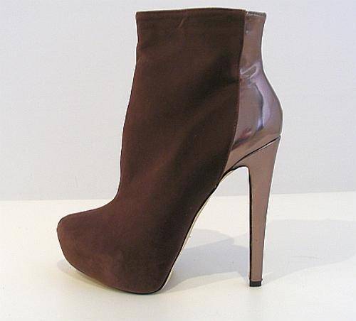 STUNNING BRONZE PLATFORM BOOTIES - SIZE: 8