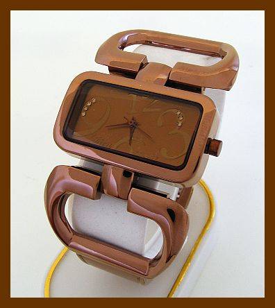 GORGEOUS BRONZE WATCH