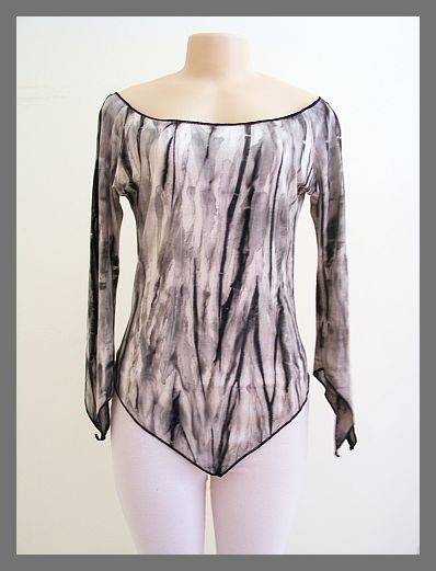 SIZE: MEDIUM - HIPPIE CHIC TIE DYE BLACK & WHITE T-SHIRT