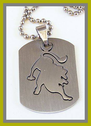 STAINLESS STEEL HOROSCOPE PENDANT - LEO