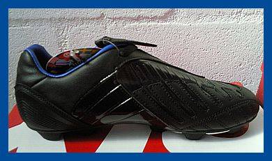 SIZE 8 - BLACK OLYMPIC "STRIKER BLADES" SOCCER BOOTS