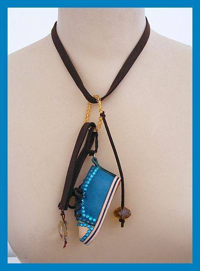 VERY UNUSUAL BLUE LEATHER RHINESTONE SHOE ON A BROWN LEATHER NECKLACE