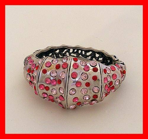 GORGEOUS SILVER HINGED BANGLE WITH PINK RHINESTONES