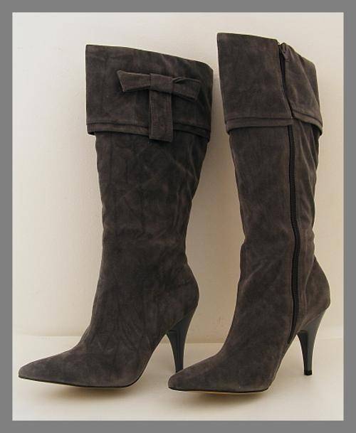 SIZE: 6 - GREY STILLETO BOOTS WITH BOW DETAIL FROM BRONX