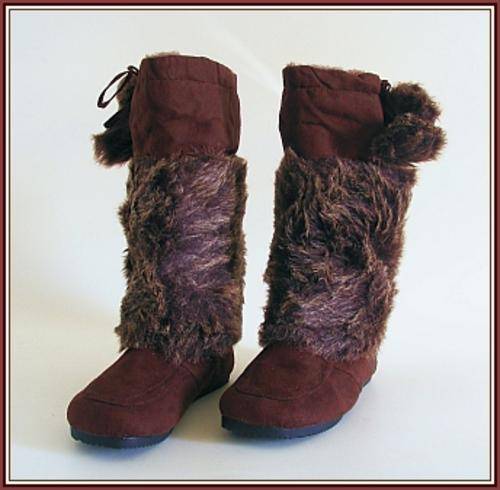 *R1* - SIZE: 4 - BROWN FURRY BOOTS FROM SEXY GIRL
