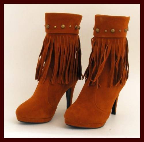 SIZE: 5 - CARAMEL FRINGED STUDDED BOOTS