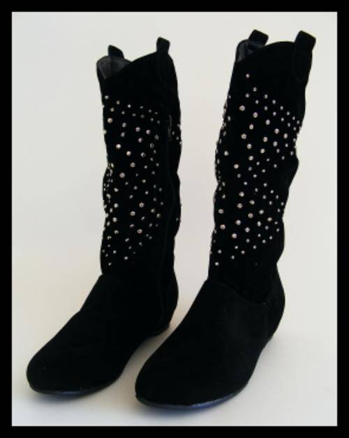 SIZE: 6 - STYLISH BLACK VELVET STUDDED BOOTS