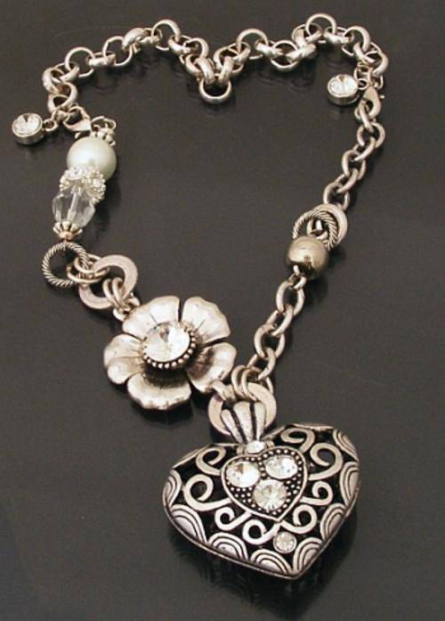 TIBETAN SILVER HEART & FLOWER NECKLACE
