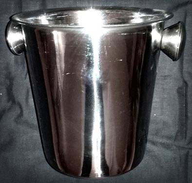 ** R1 CLEARANCE SALE ** STAINLESS STEEL WINE BUCKET
