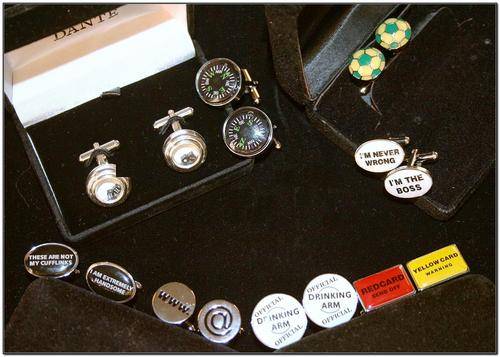 ** COLLECTORS SET OF 8 CUFFLINKS **