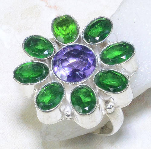 IMPRESSIVE FLOWER - DIOPSIDE GREEN QUARTZ & AMETHYST NATURAL GEMSTONE 925 SILVER RING #7.75