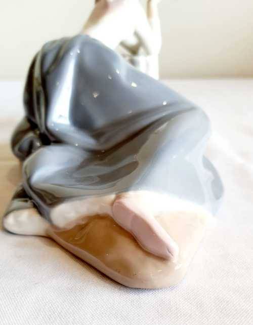 Llard Porcelain Sculpture "Dolores Dahlia Hand Maiden" by Artist Fulgecio - Signed - Dated 1974