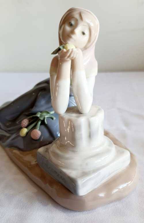Llard Porcelain Sculpture "Dolores Dahlia Hand Maiden" by Artist Fulgecio - Signed - Dated 1974