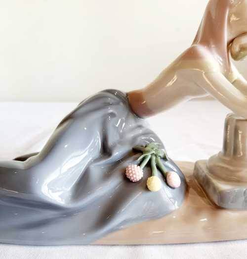 Llard Porcelain Sculpture "Dolores Dahlia Hand Maiden" by Artist Fulgecio - Signed - Dated 1974