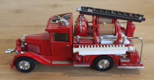 Matchbox Models of Yesteryear Fire Engine Series 1932 Ford AA Fire Engine Original Packaging