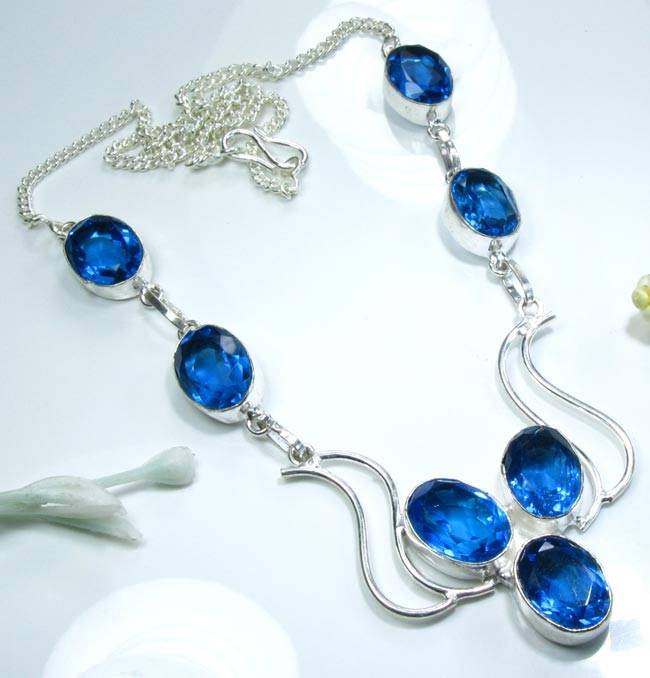 LAVISH GENUINE PARIS BLUE TOPAZ 925 SILVER NECKLACE 18 3/4"; K3346