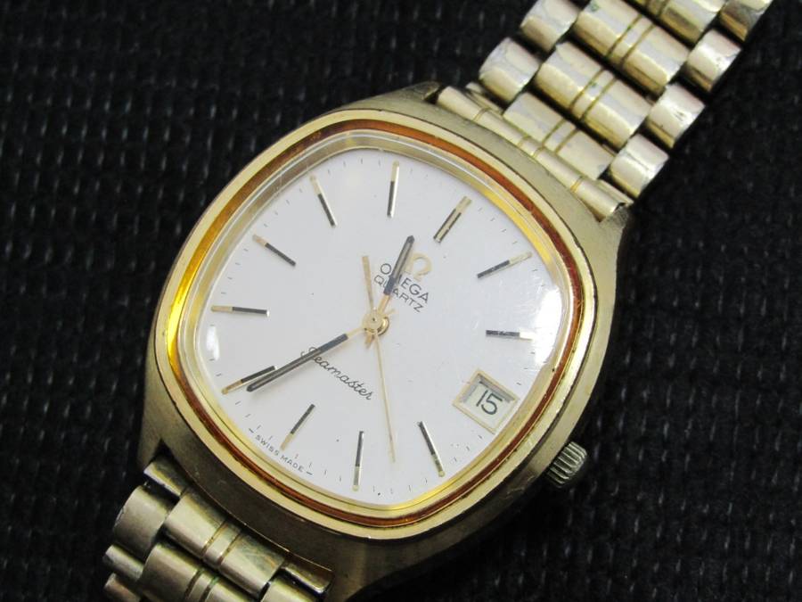 Vintage Large Omega Seamaster Quartz Watch with Date - Working!
